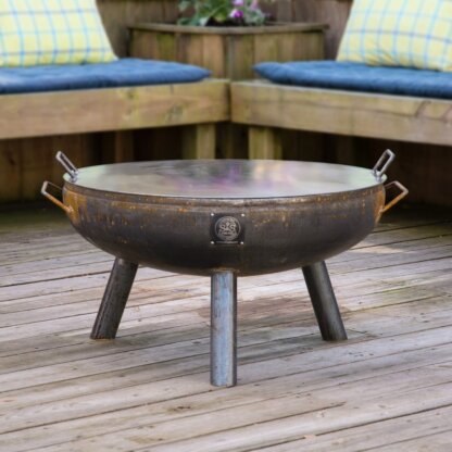 30-Elliptical-Fire-Pit-on-3-Legs-with-Snuffer