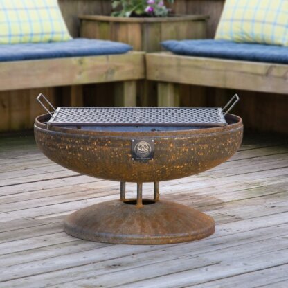 30-Elliptical-Fire-Pit-on-Flanged-Base-with-Grate