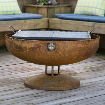 36-Elliptical-Fire-Pit-on-Flanged-Base-with-Grate