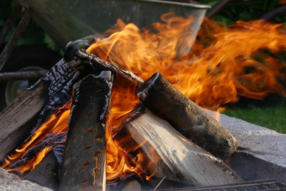 5 Things You Shouldn T Burn In A Fire Pit