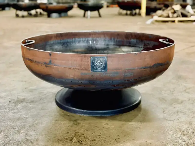 Short Fire Pit on Flanged Base